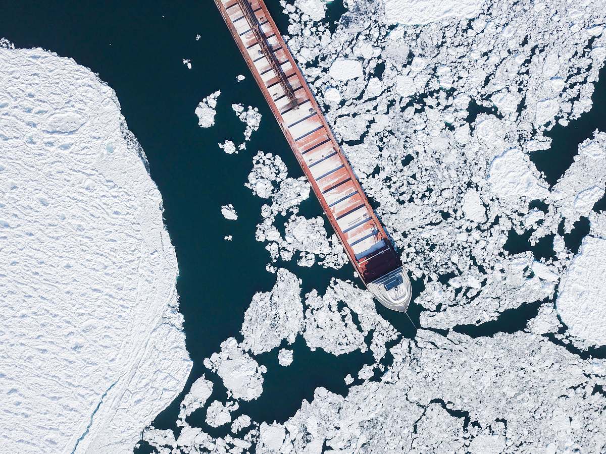 marquette container ship crashing iceberg ice